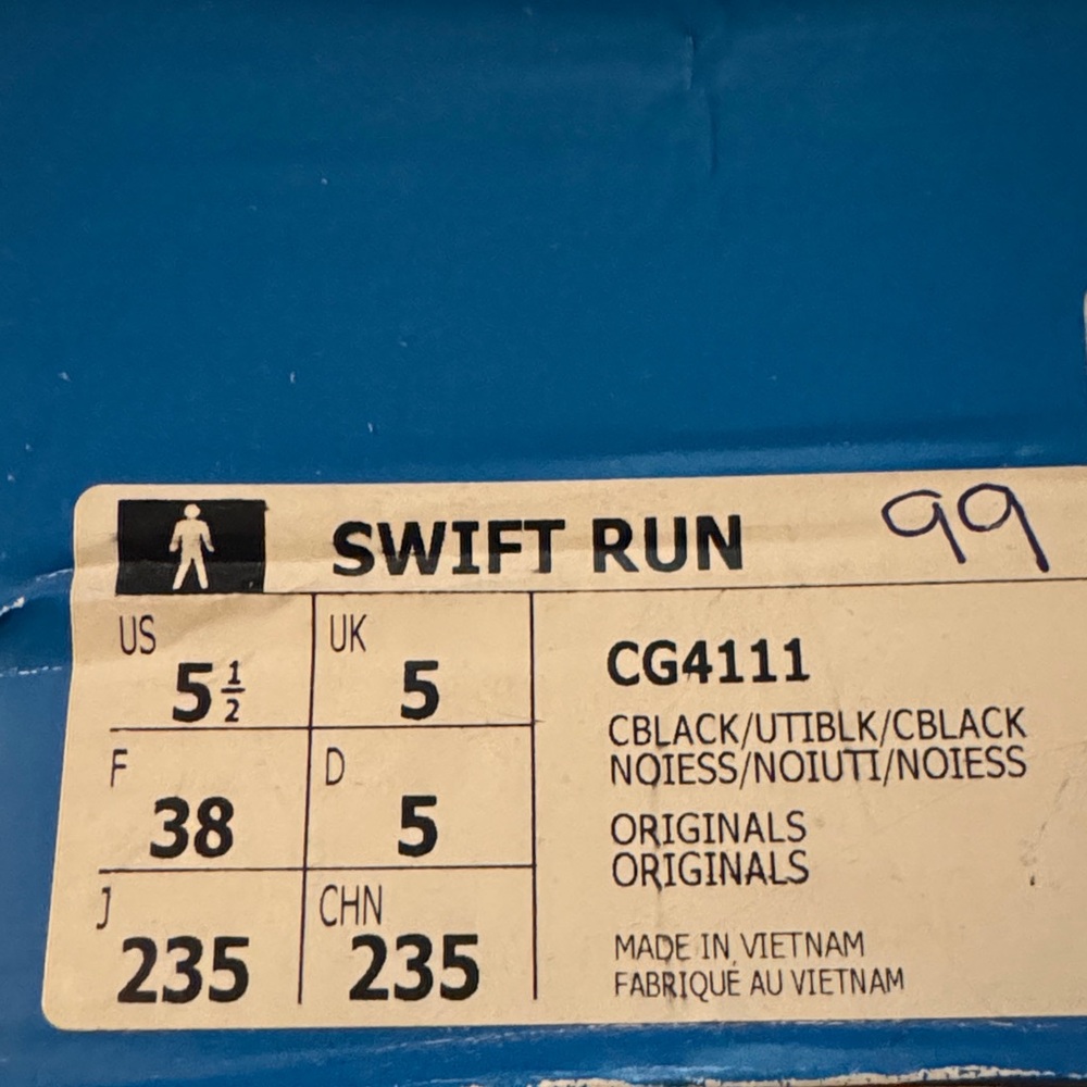 Adidas SWIFT RUN 1.0 SHOES - Picture 2 of 4